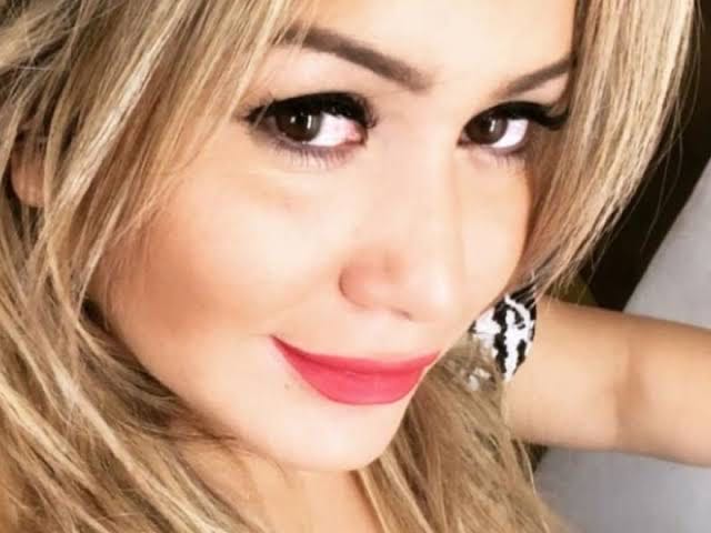 Luana from Argentina, a CamDiv member