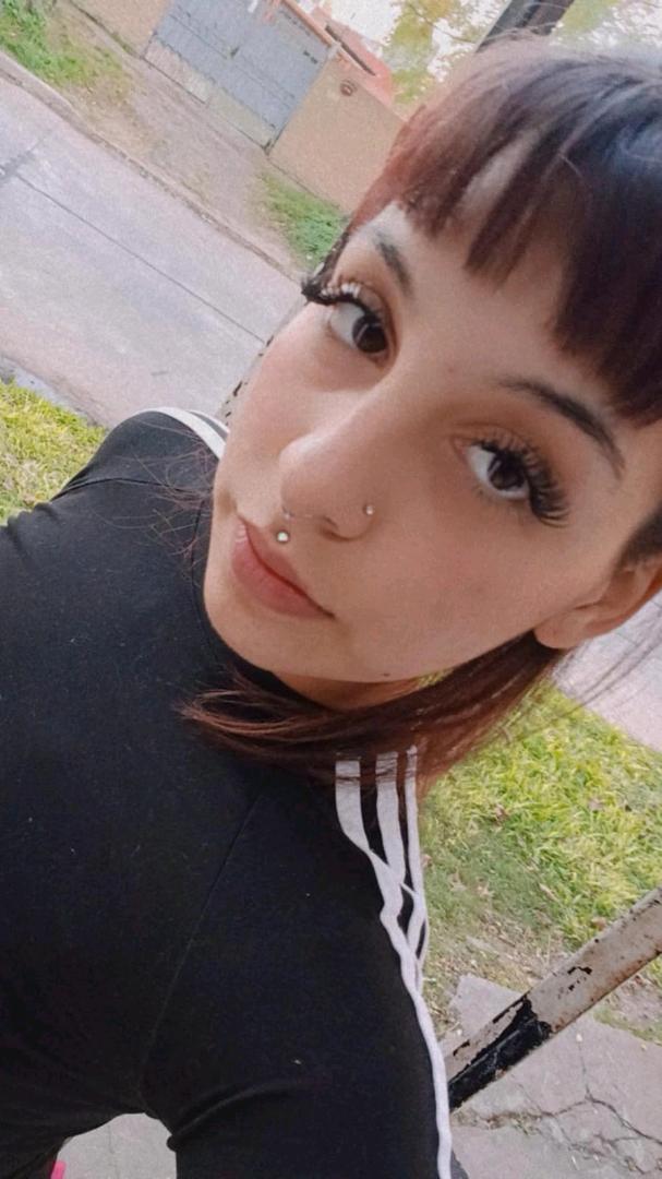 Sol from Argentina, a CamDiv member